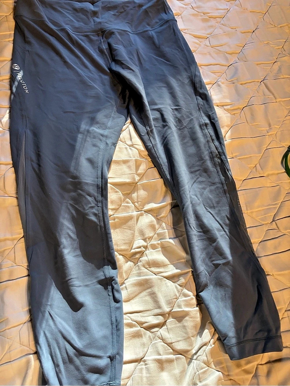 lululemon Peloton In Movement 7/8 Tight *Everlux 25" Blue Size 12